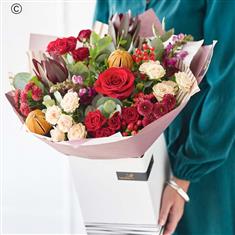 Extra Large Christmas Classic Hand-tied